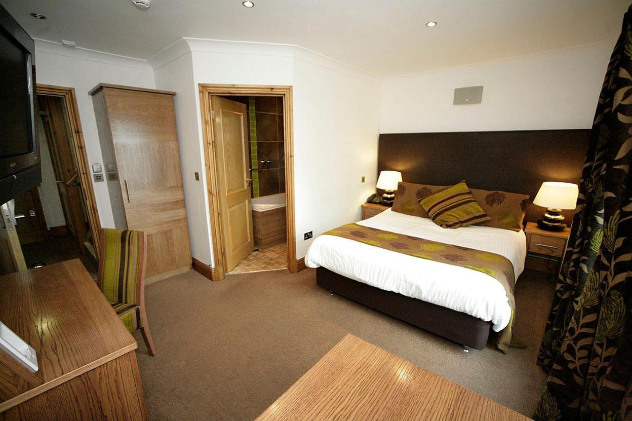 Oxwich Bay Hotel Swansea Esterno foto
